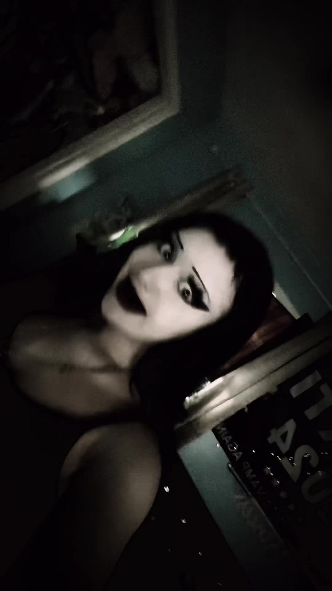 @skelli the strange
