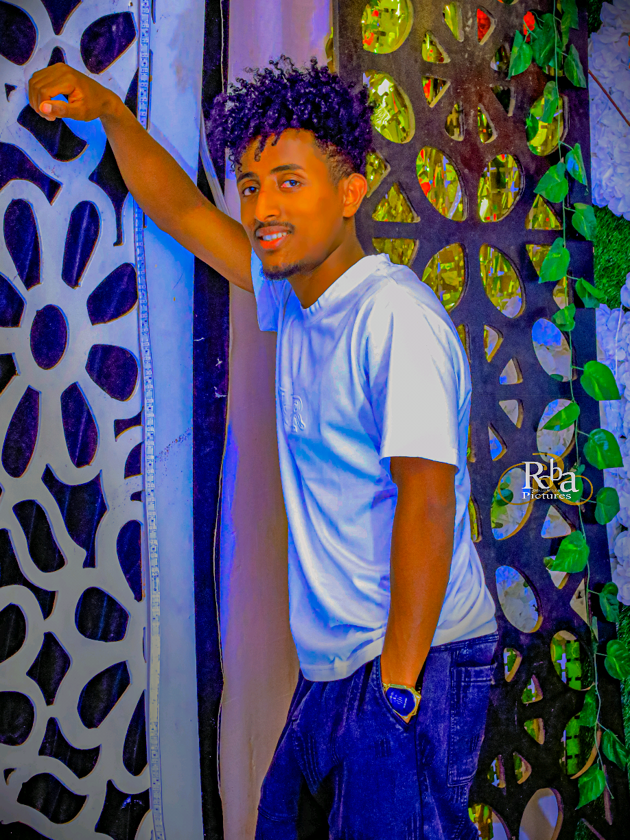 @Abdi💥📸