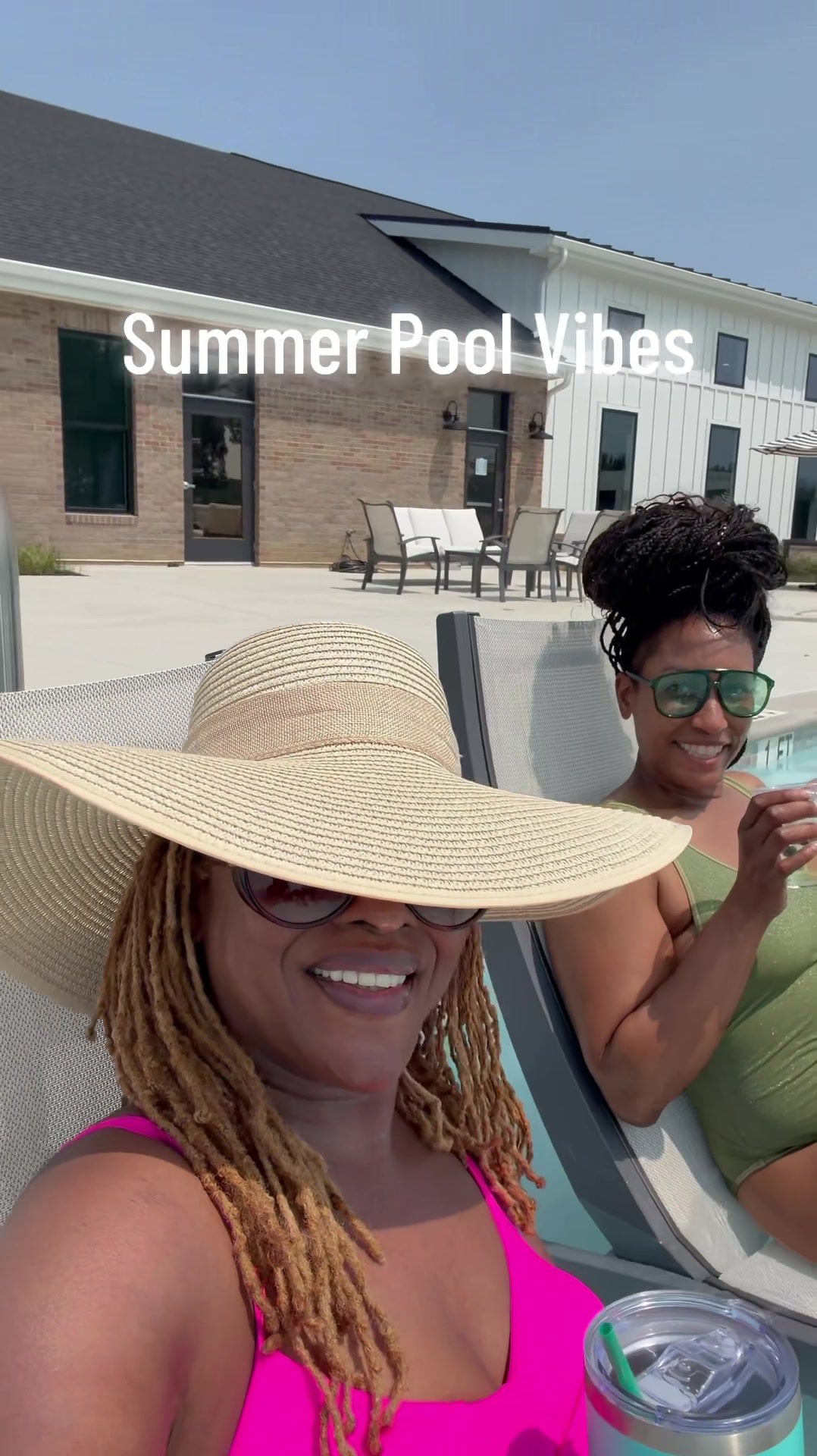 @Travelladyshops