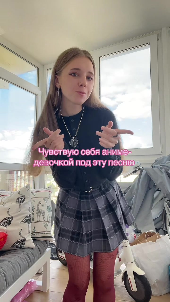 @I am Historia Reiss💍👑🤍