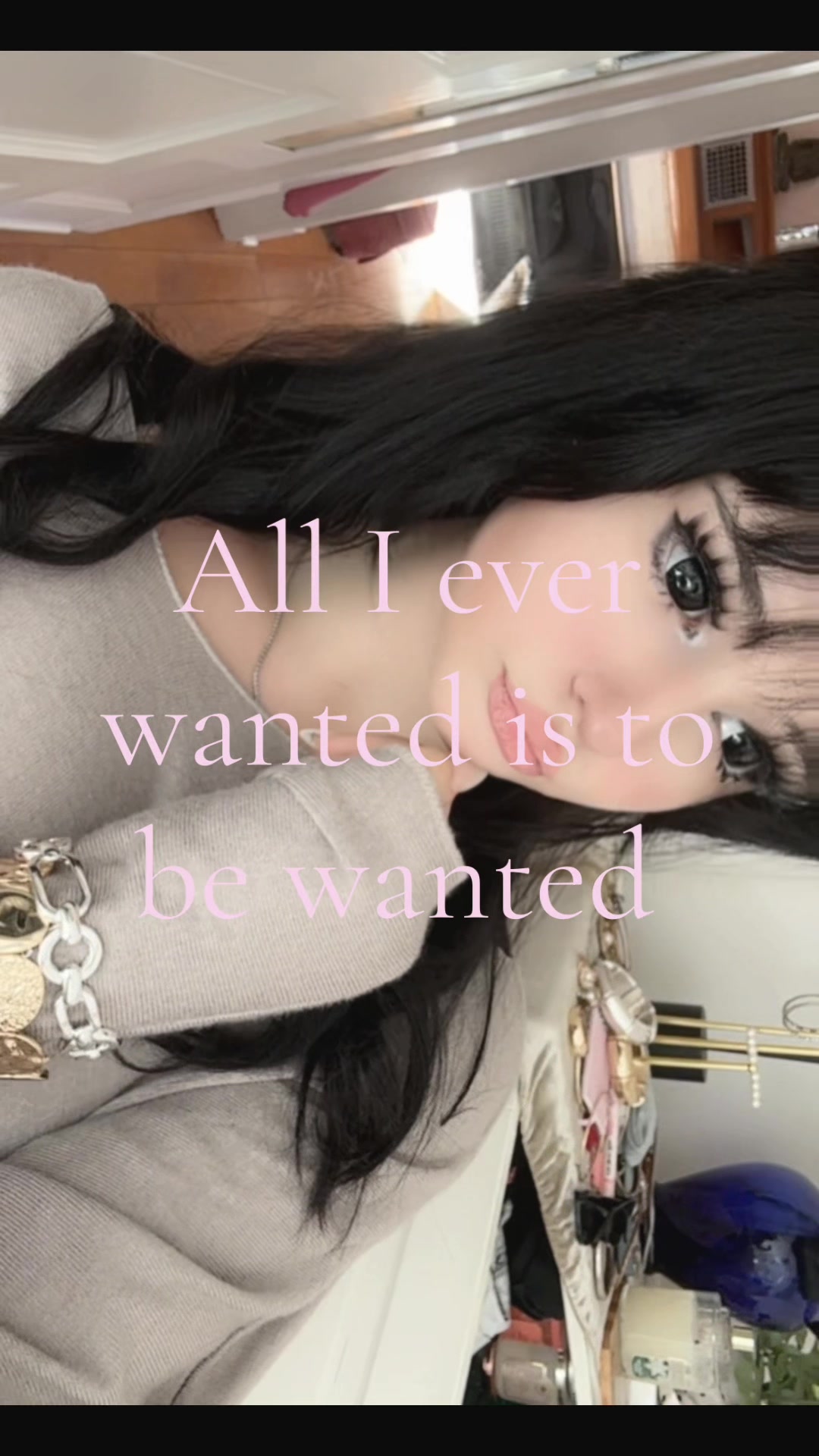 @𝒩𝒶𝒾𝒶 🐰🧁