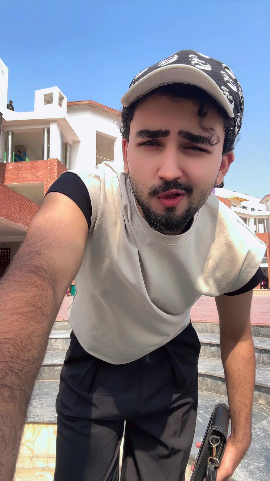@Mr Curly._
