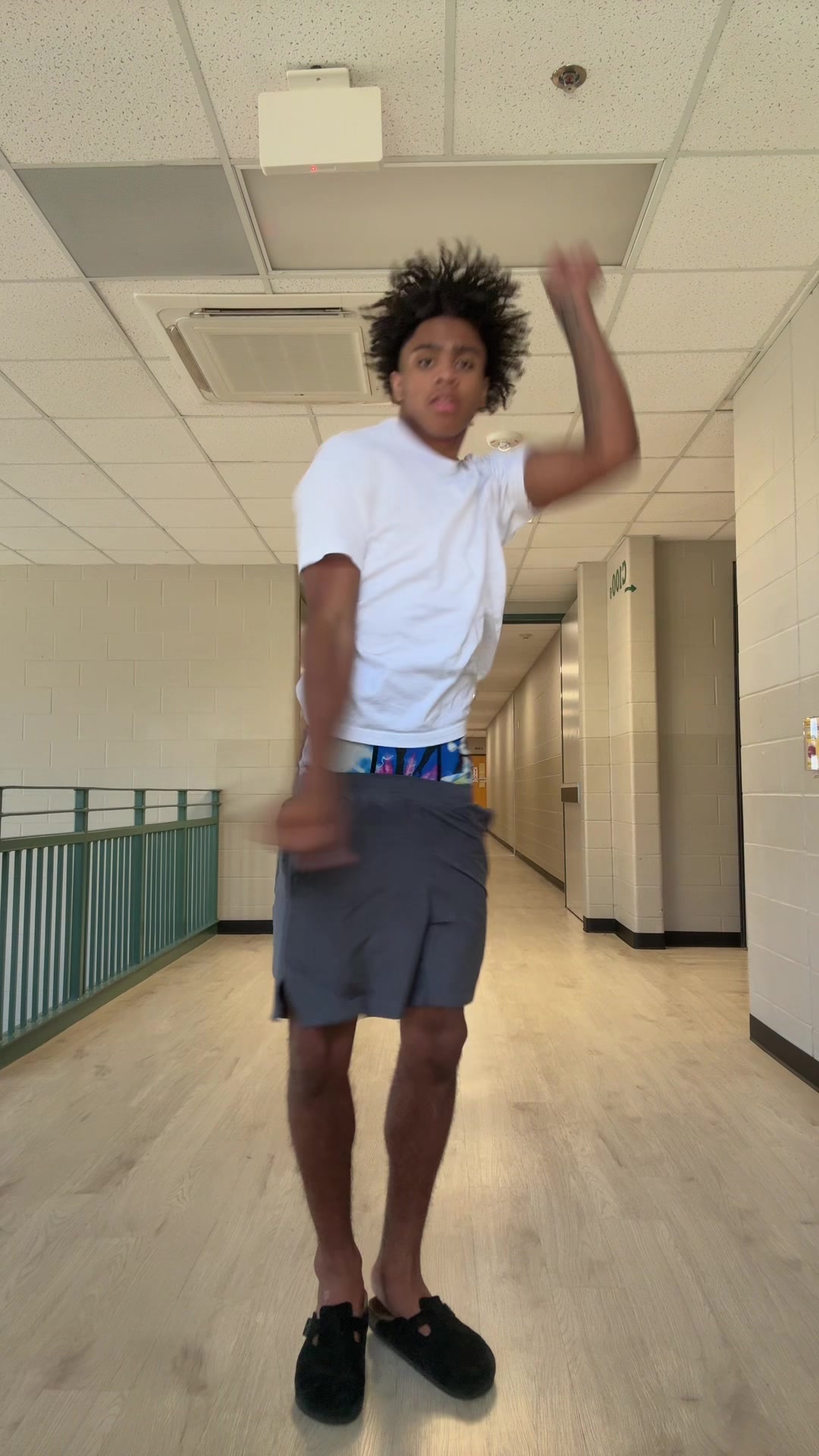 @cj