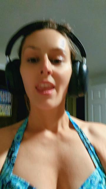 @Adriana