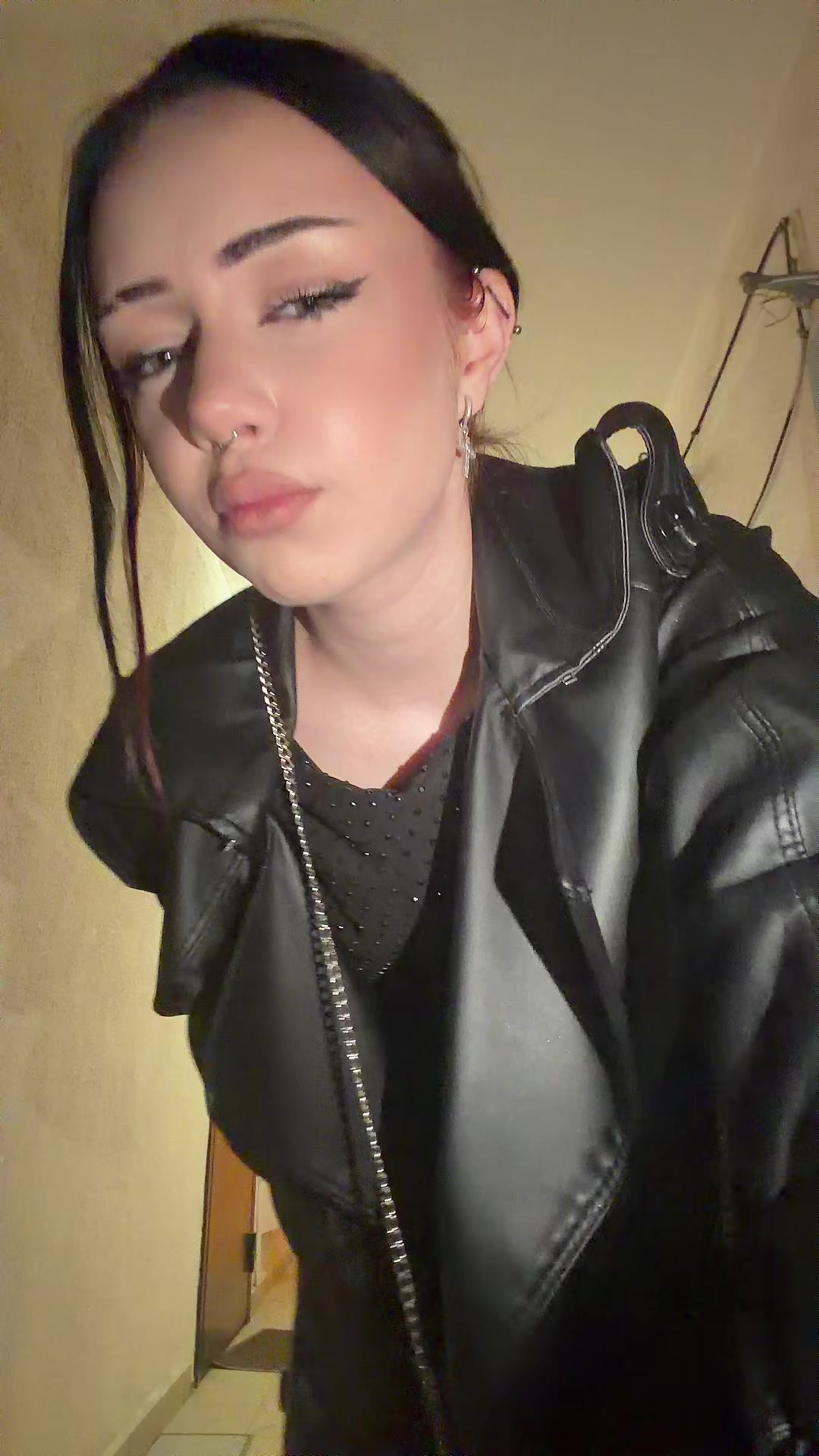 @yananavaaa