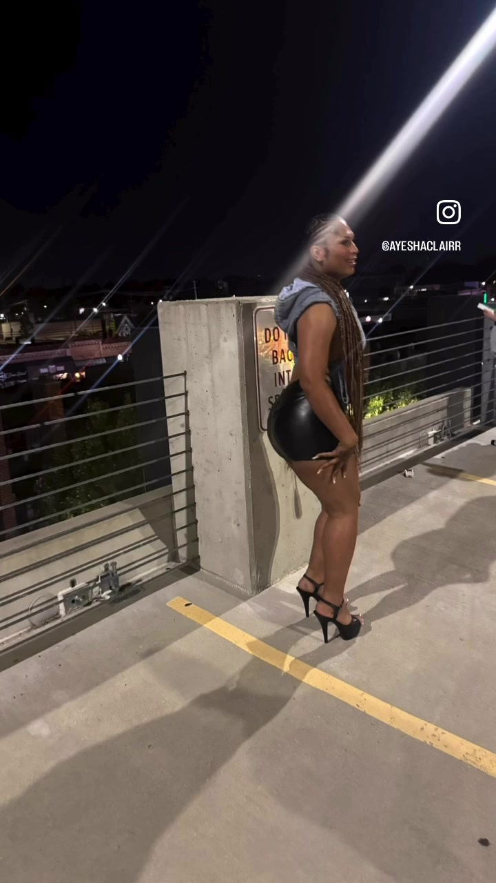 @Ayeshaclairr