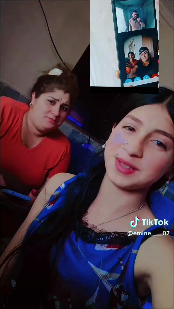 @Emine div