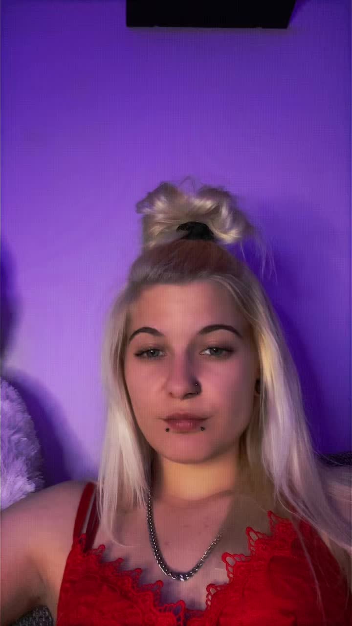 @Celine_cz