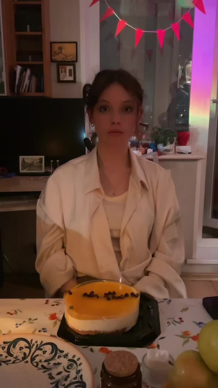 @аня земляника