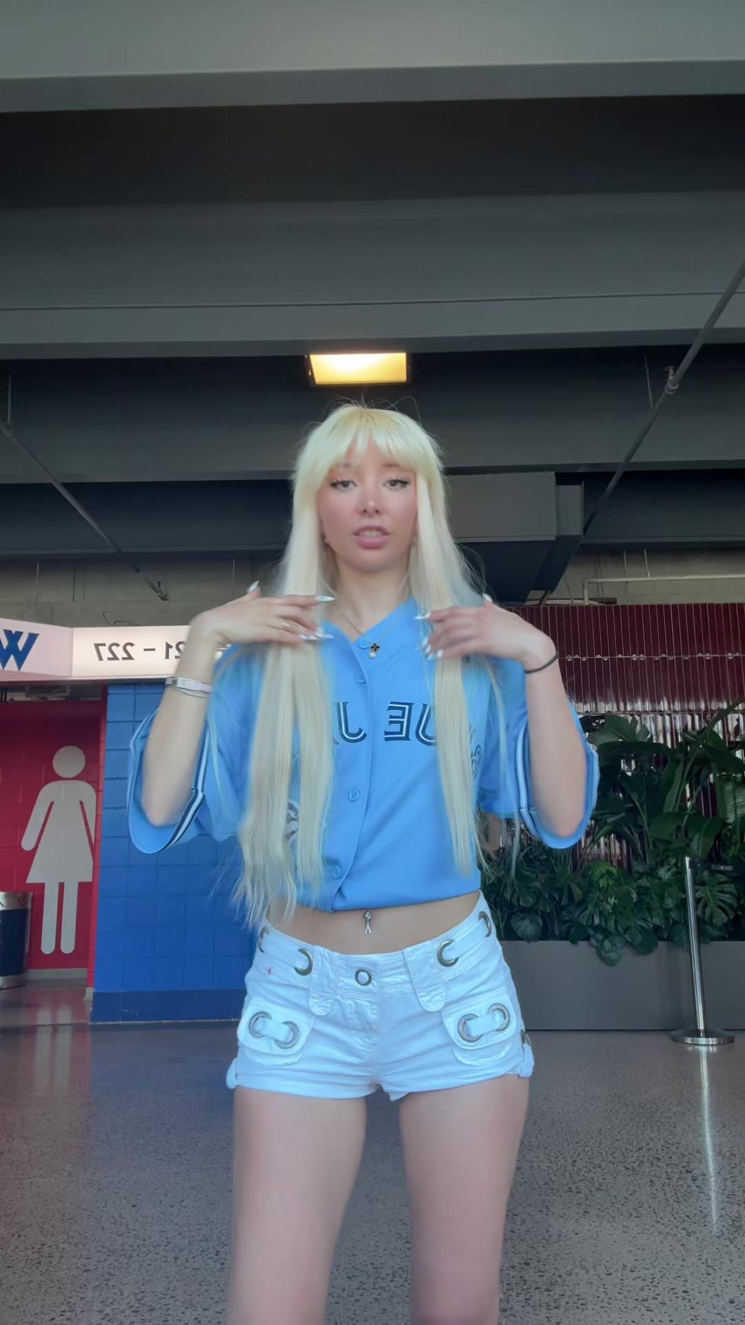 @mia