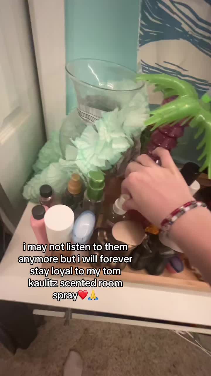 @lily