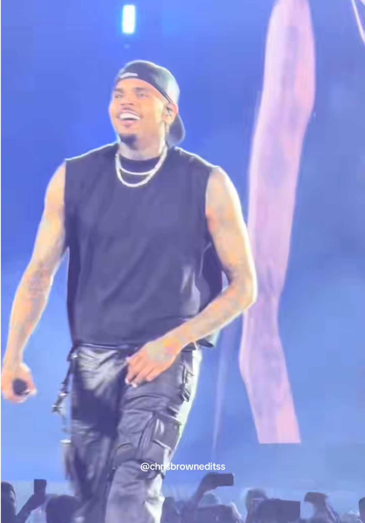 @chrisbrown.editss