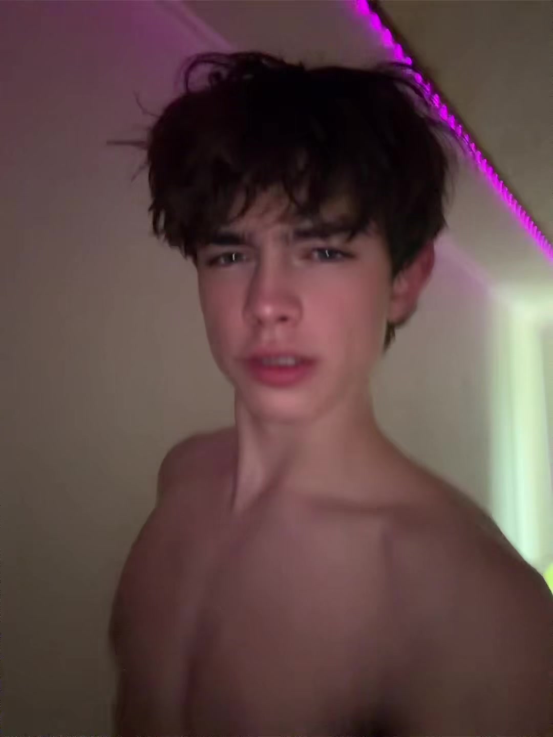 @Kid