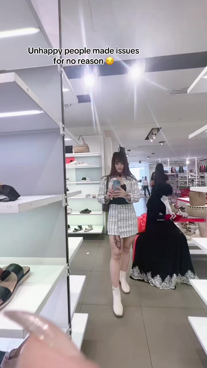 @Loura 🫶