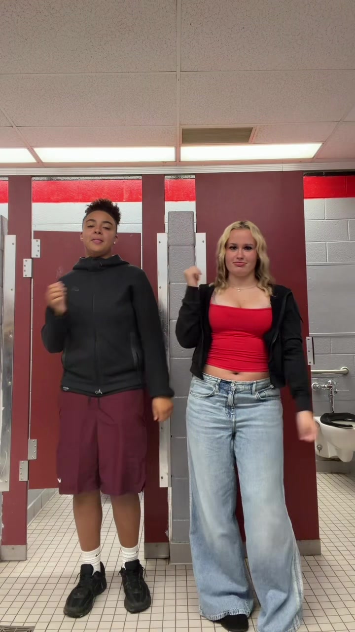 @𝐭 𝐚 𝐲 𝐥 𝐨 𝐫