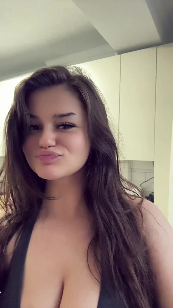 @Варя