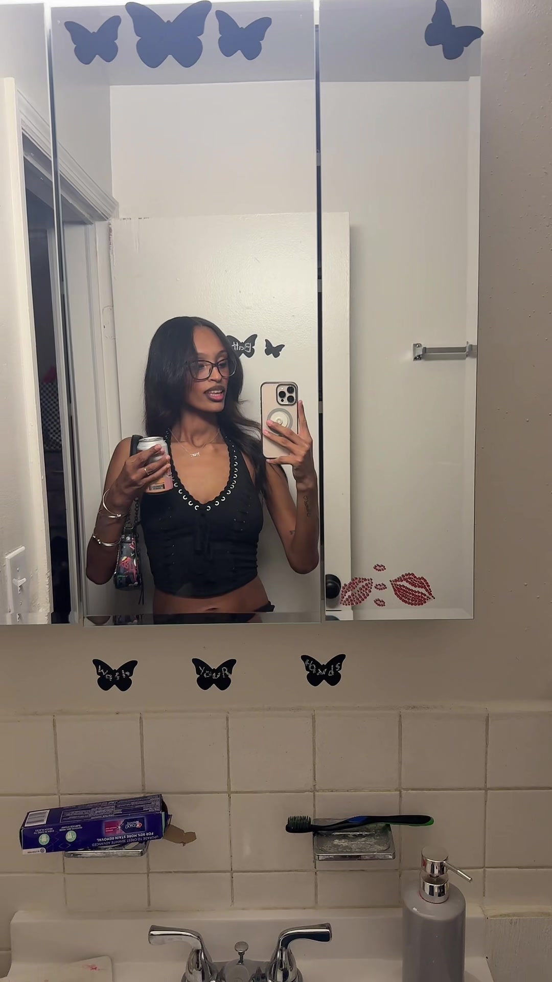 @M.