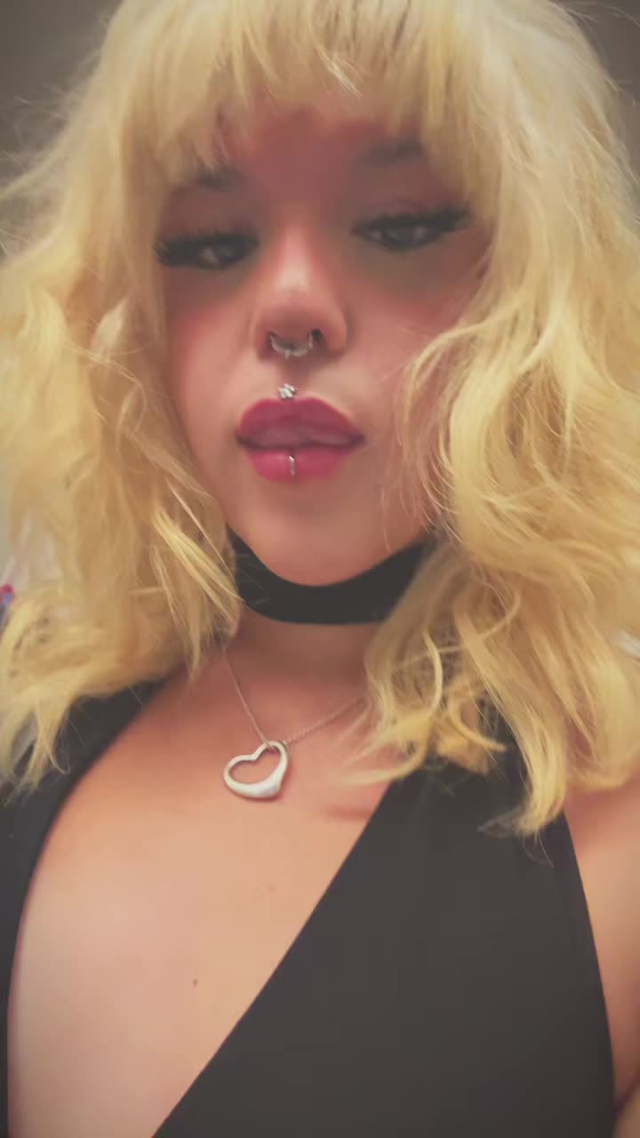 @_