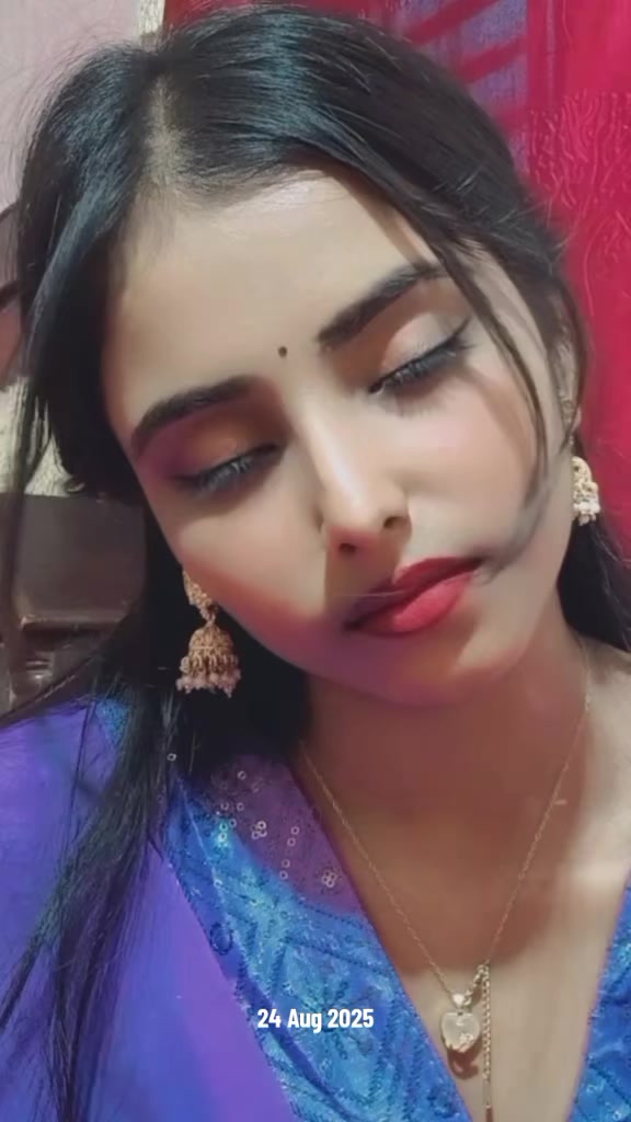 @rakhi thakur🌸🕊️