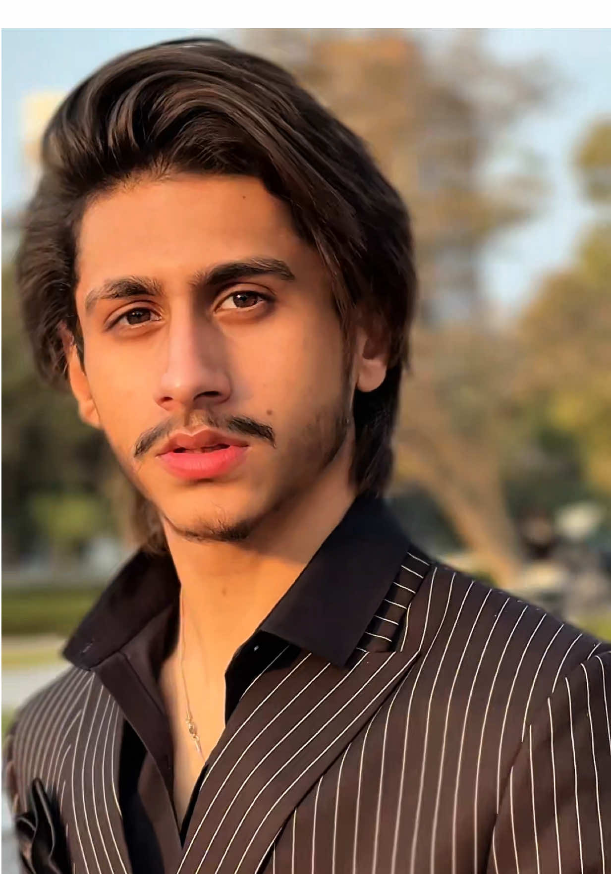@ہادی خان 🦇
