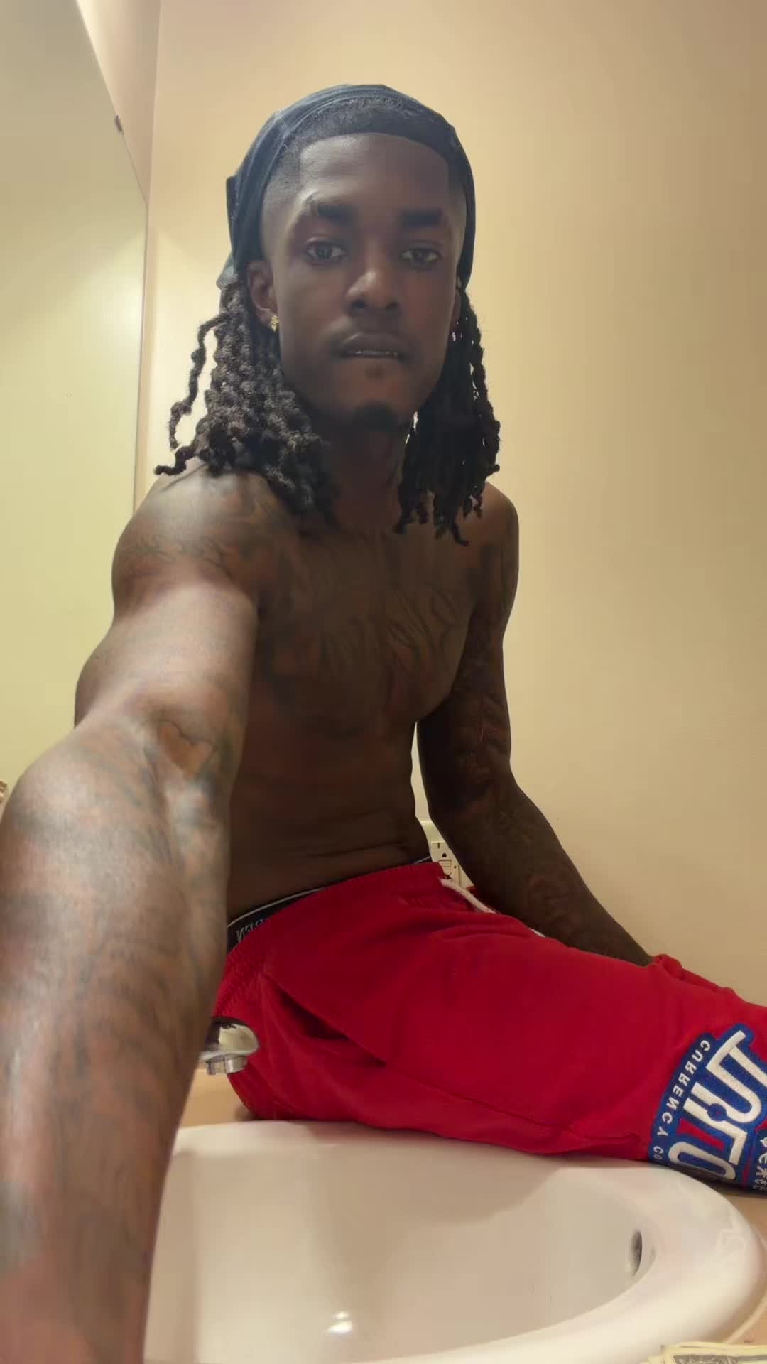 @1ishaun