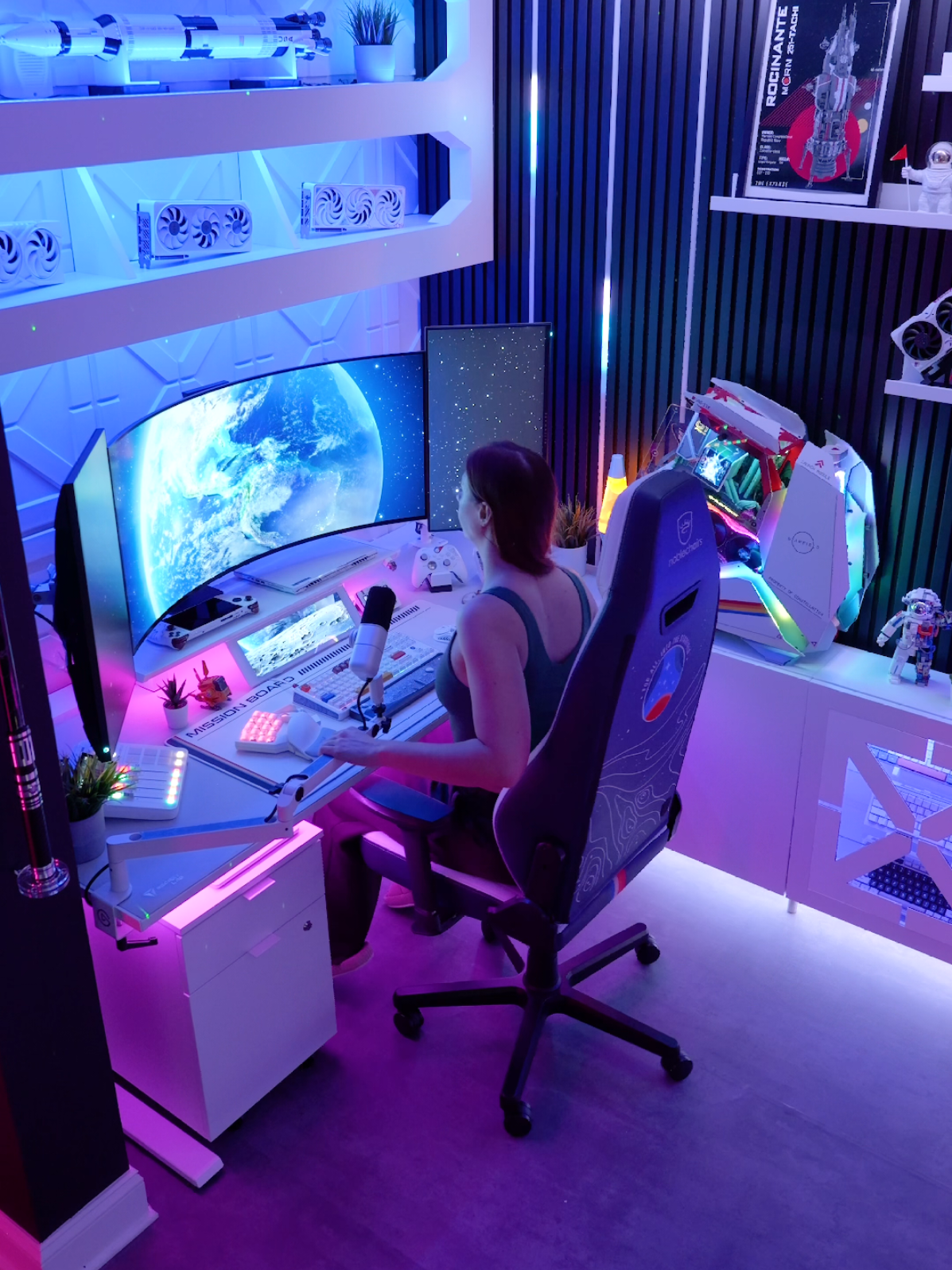 @TechTesseract