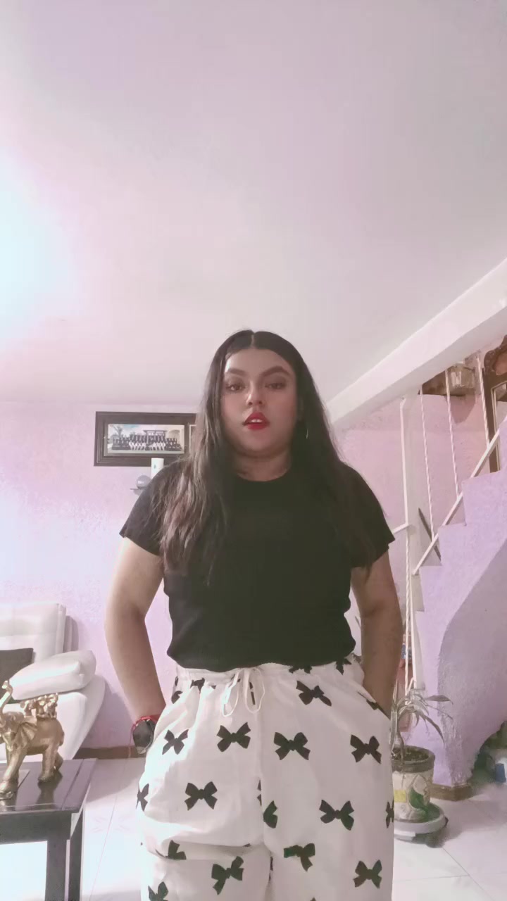 @Ďãňįėłä😎💋