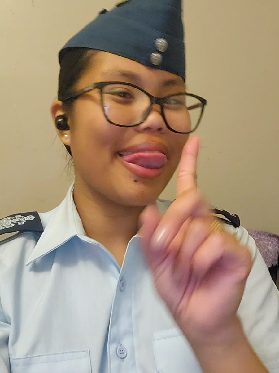 @🛩𝓒𝓱𝓪𝓿𝓮𝔃