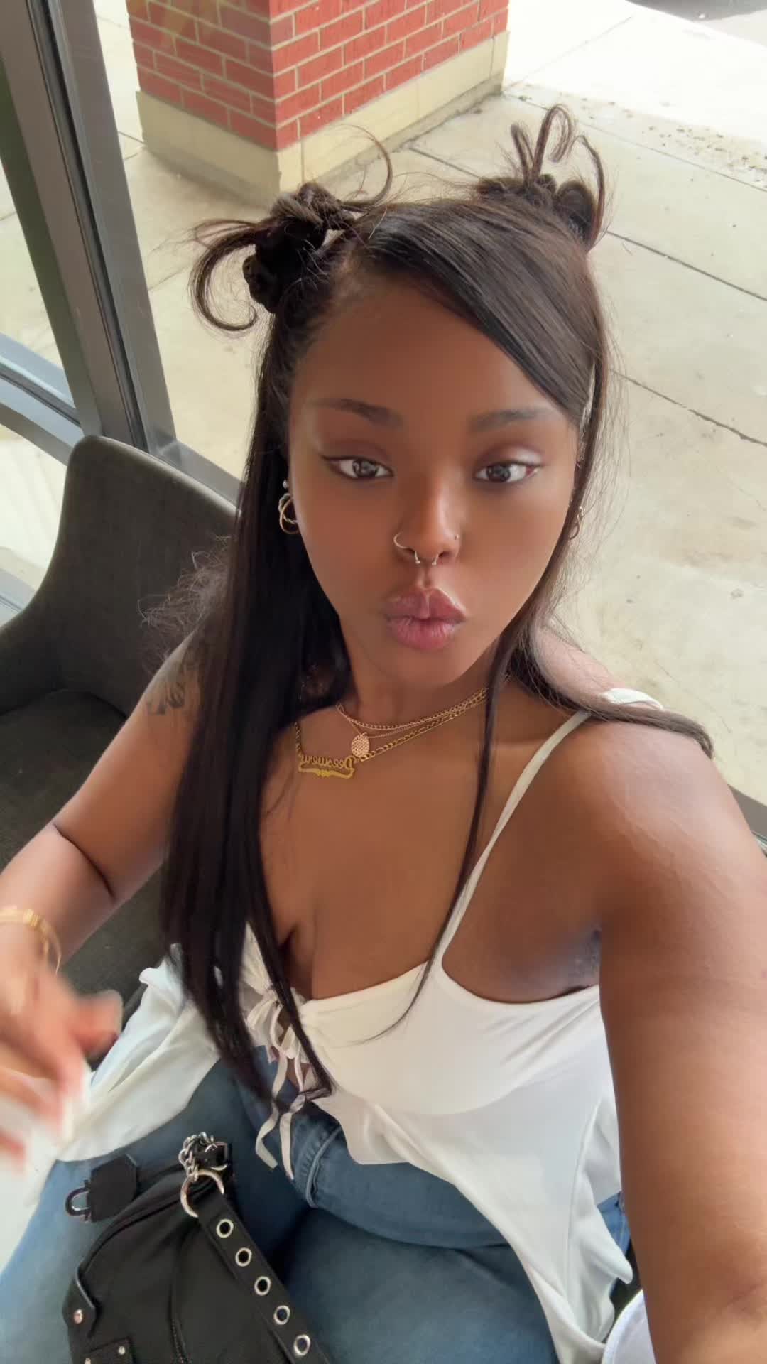 @Dee Swerv 🦋