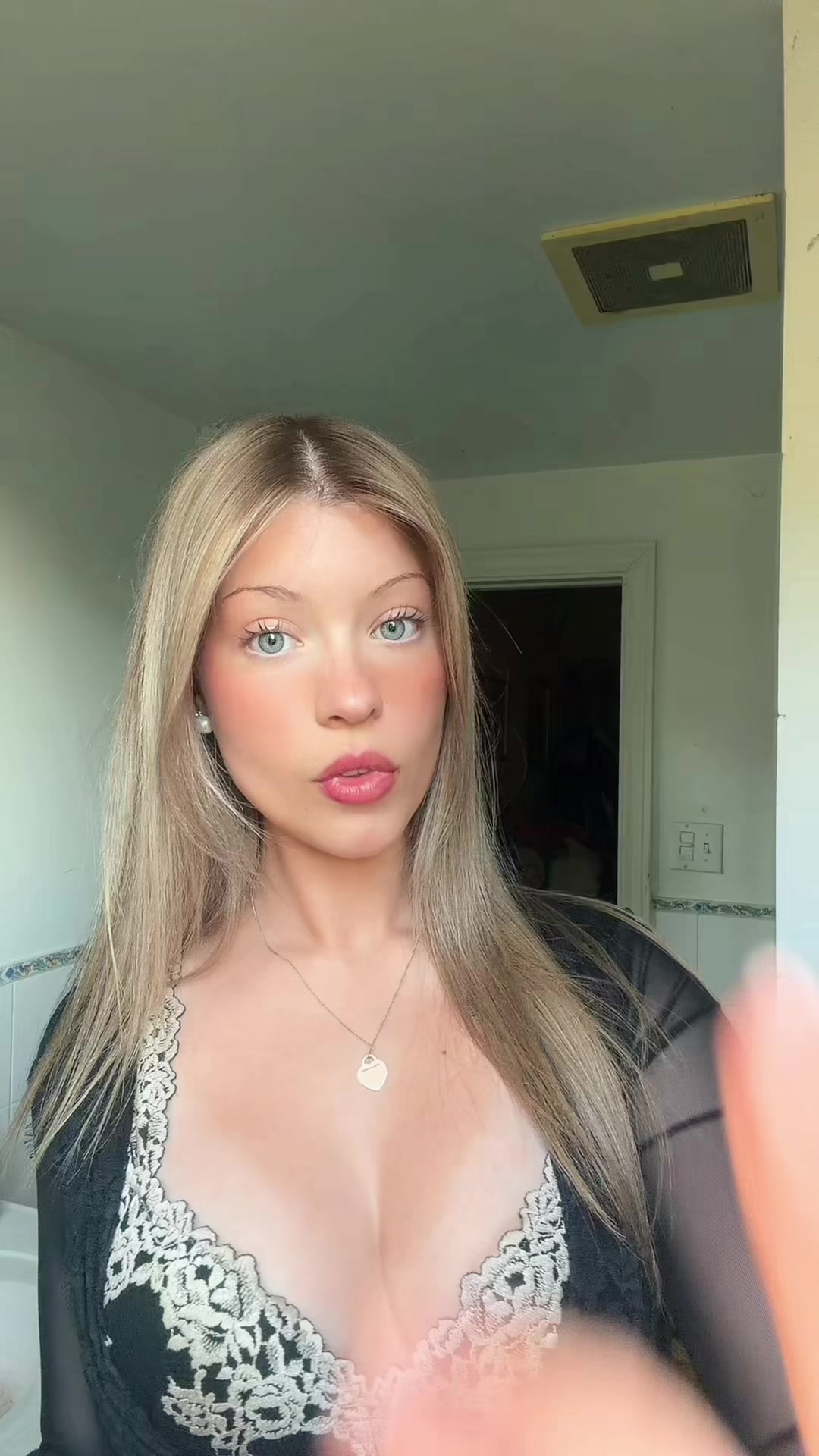 @Isla