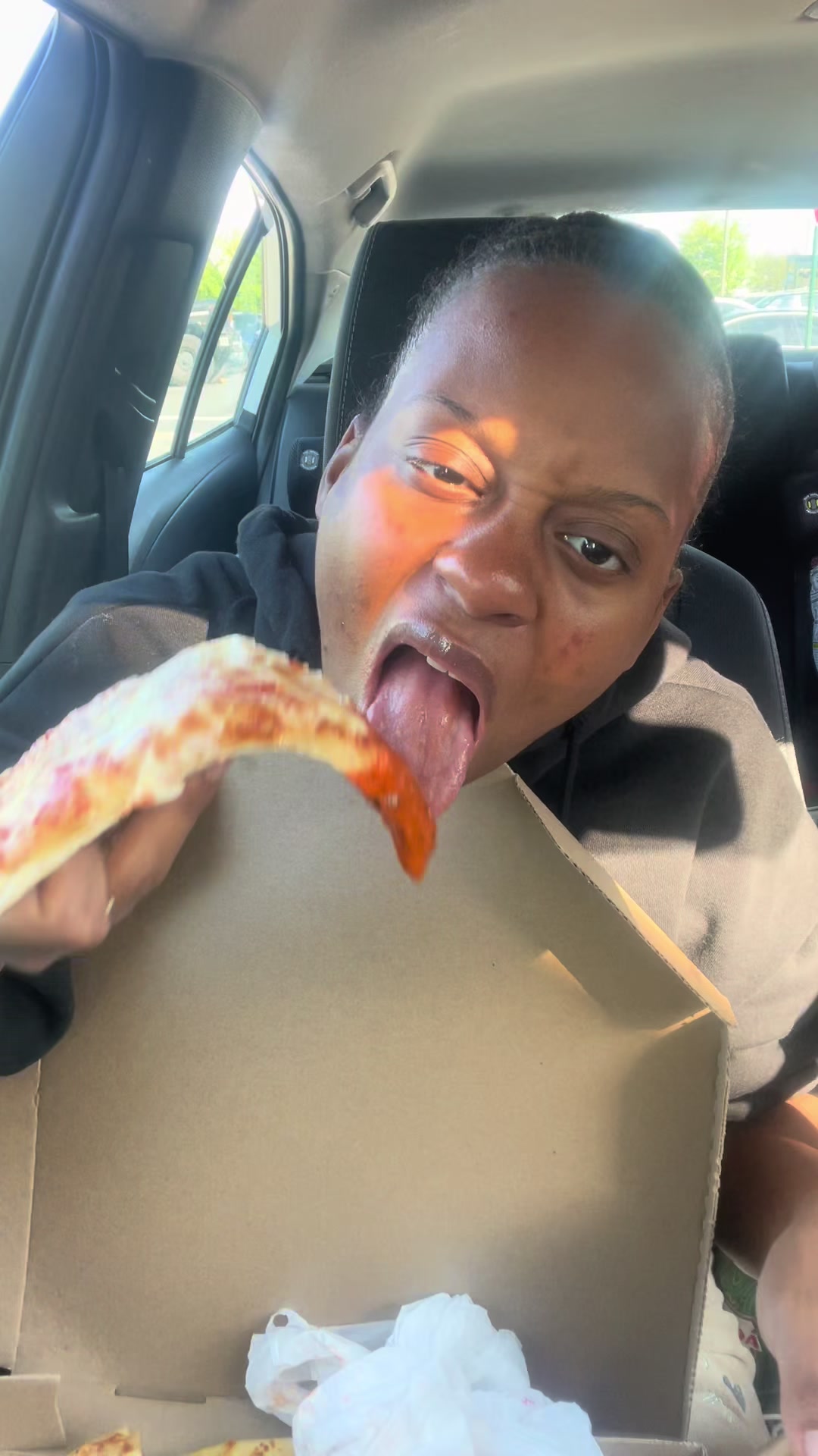 @ASMR EATS WITH NEESH 💋