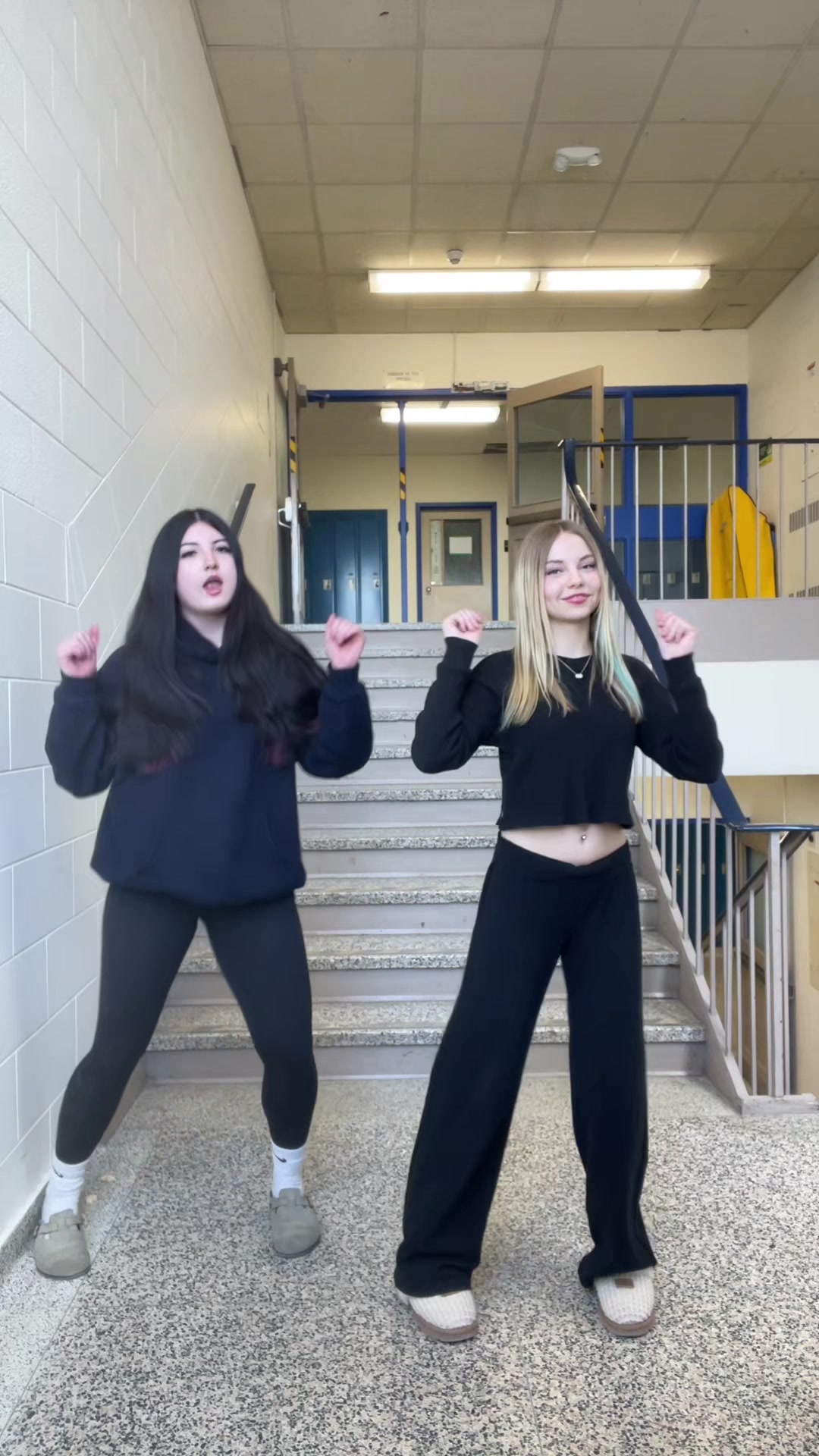 @avaellie