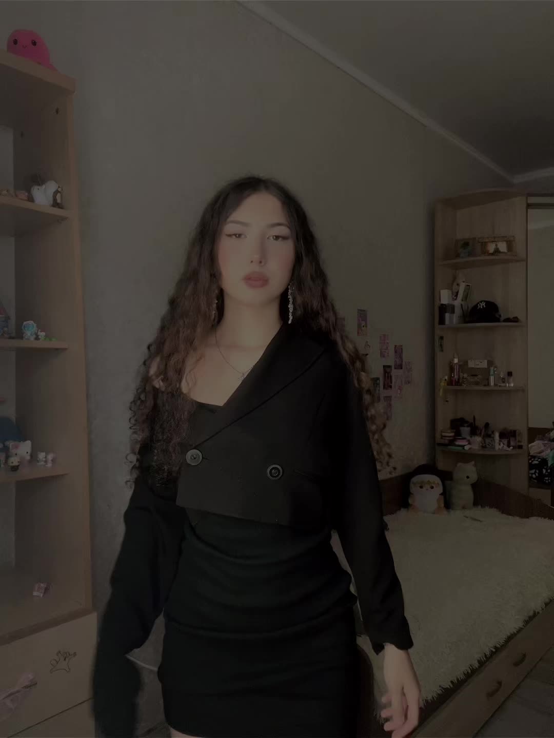 @myafoxx
