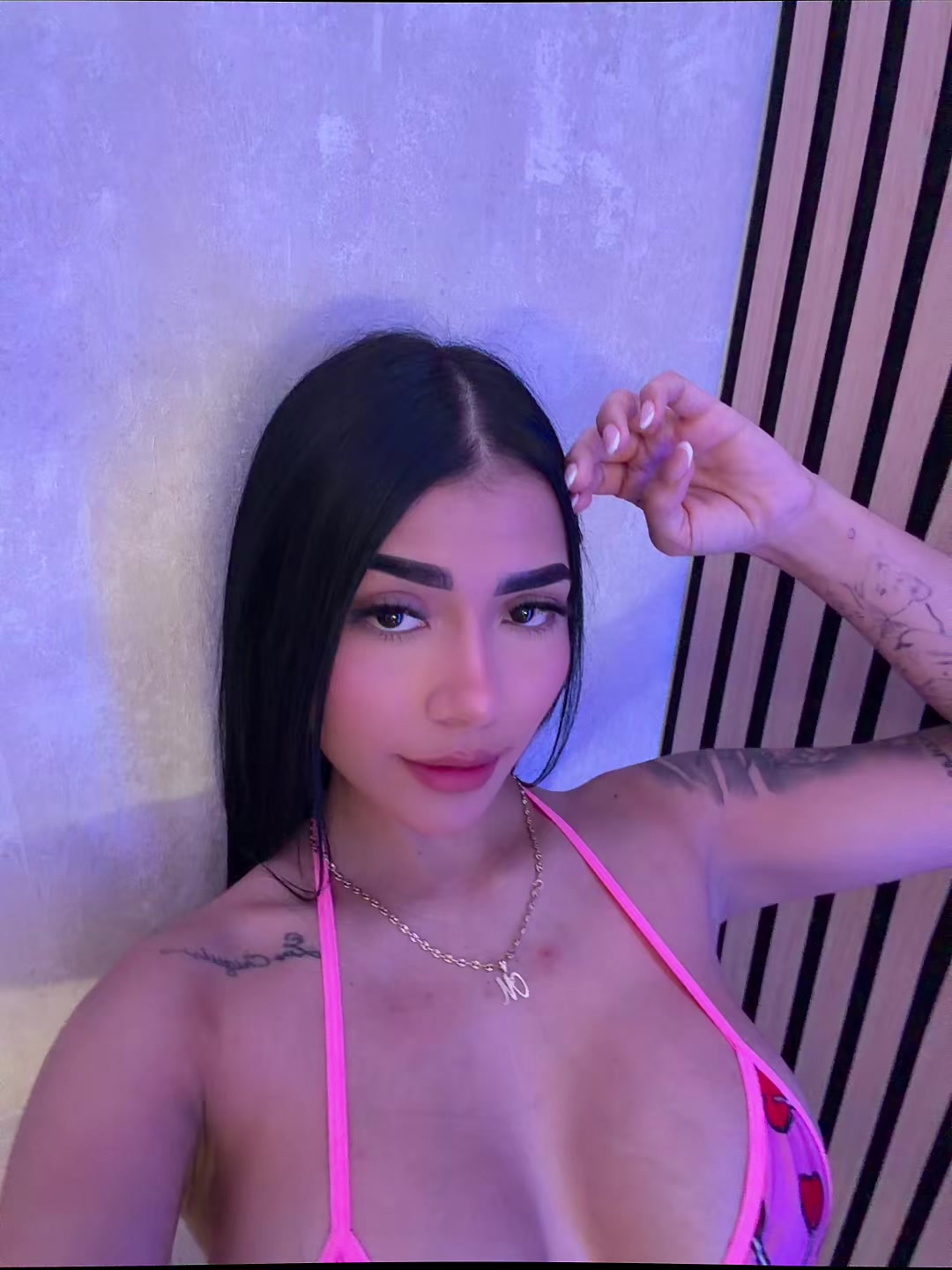 @Nalgona🍒