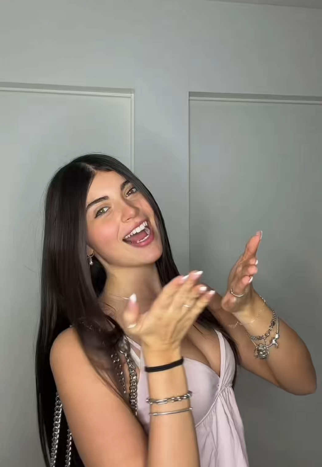 @Carola