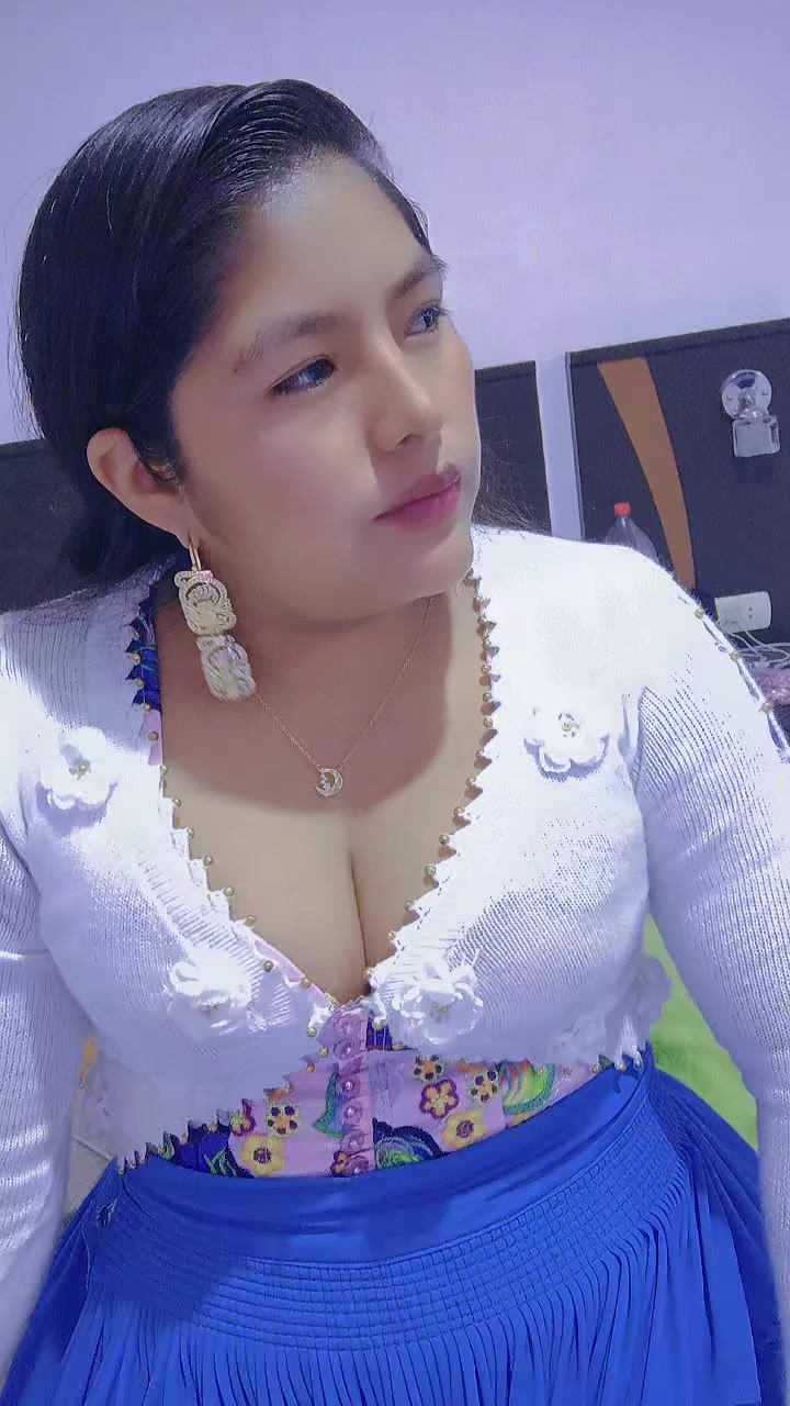 @Victoria Alvarez🌻🌹💜🥰