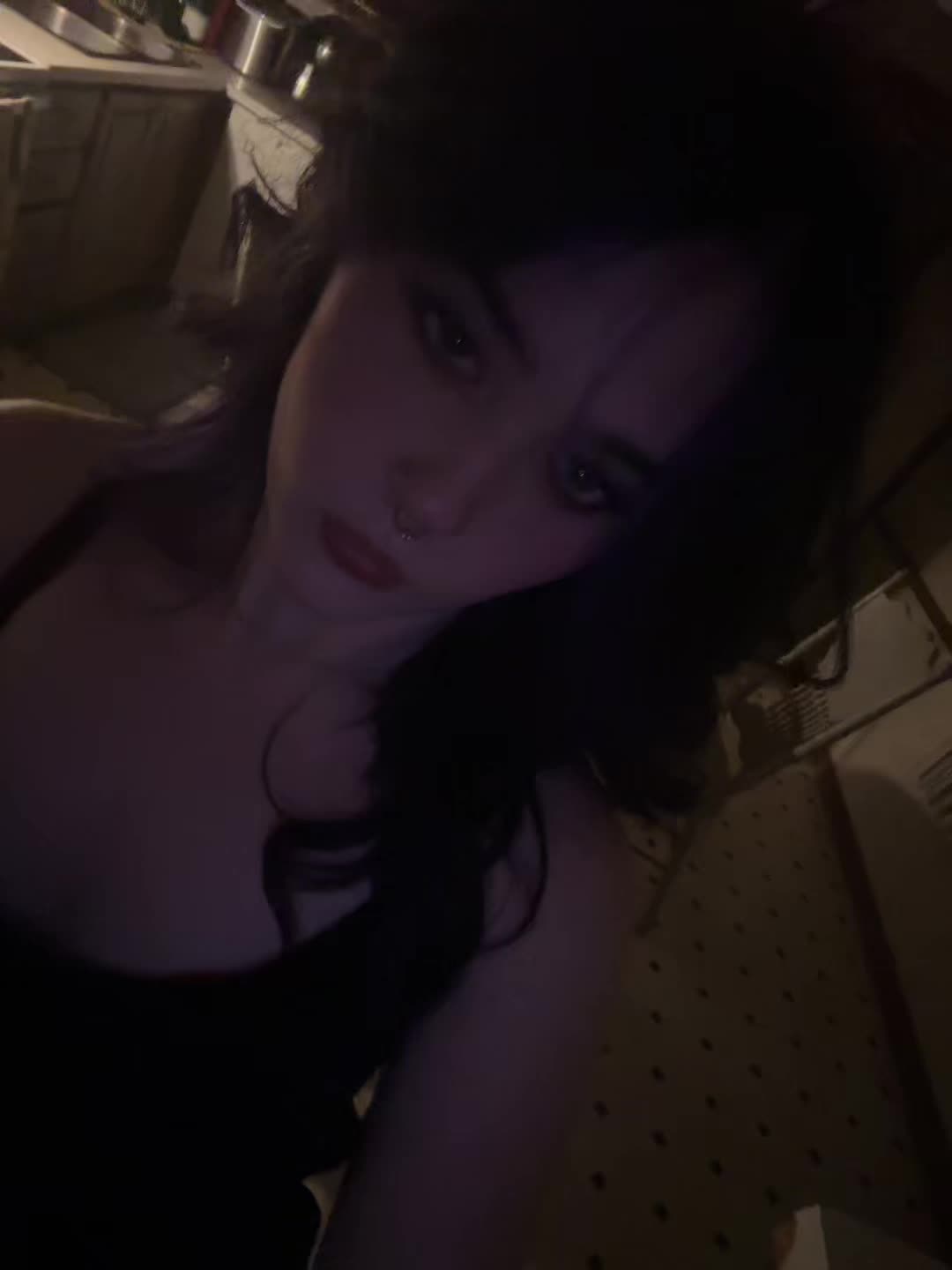 @g