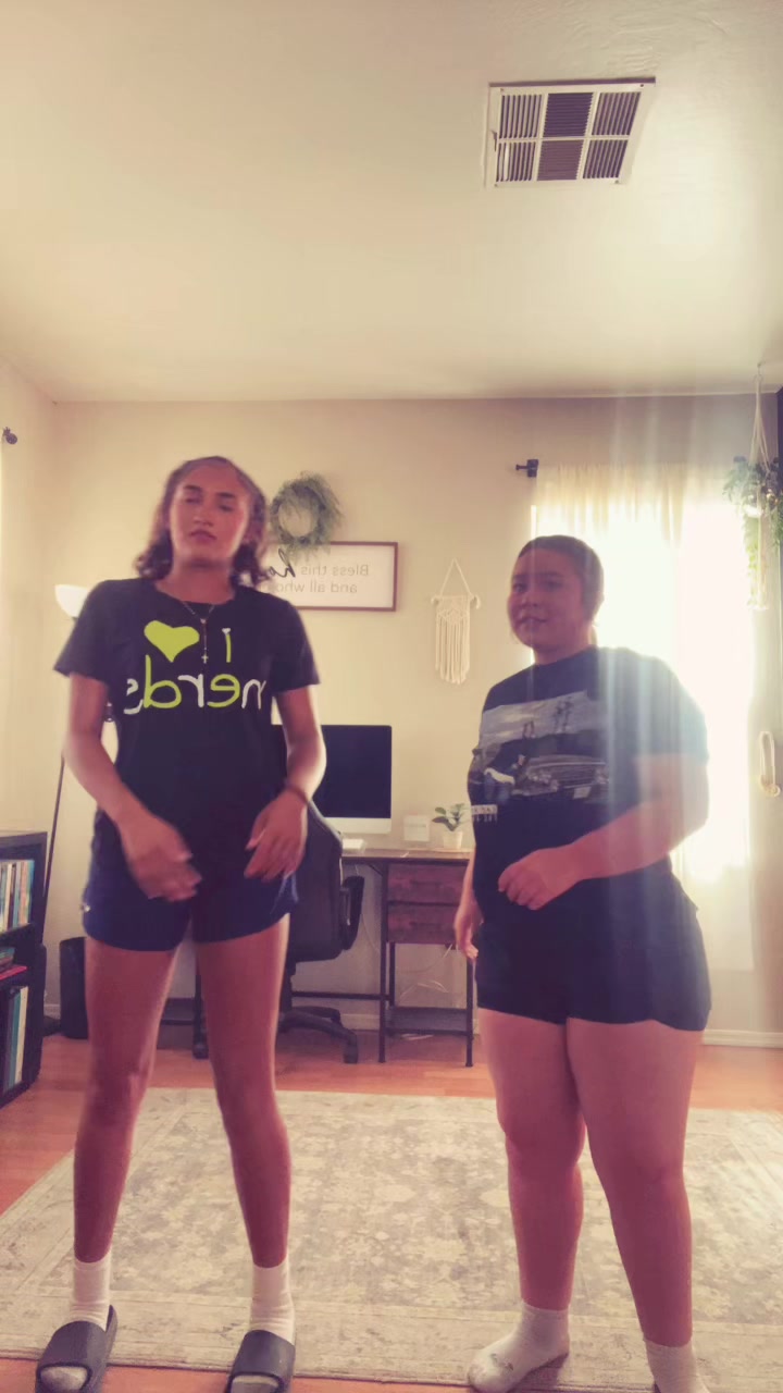 @ℒ𝒾𝓃𝒹𝒶