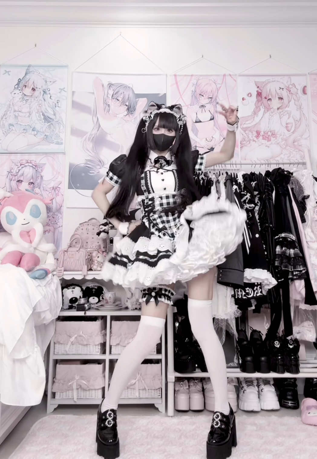 @𝓋𝑒𝑒 ♱·.༝ ゔぃー