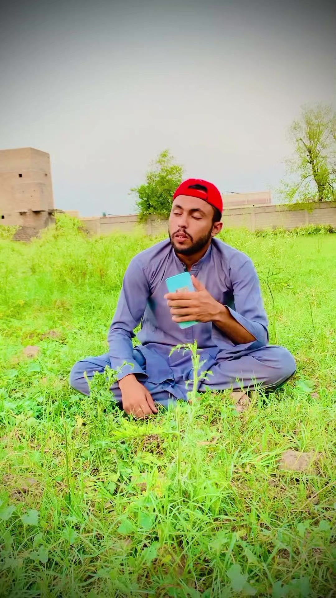 @ミ🫶 𝘝𝘪𝘬𝘪 آفر یدی 🫶彡