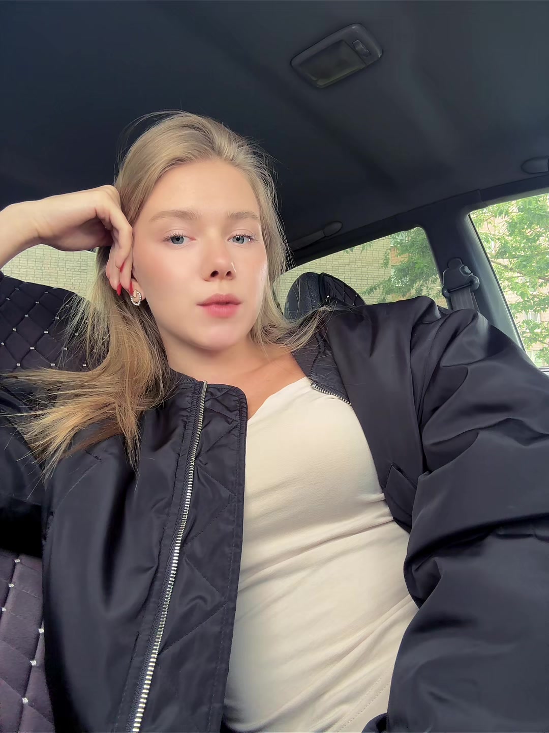@nestesees