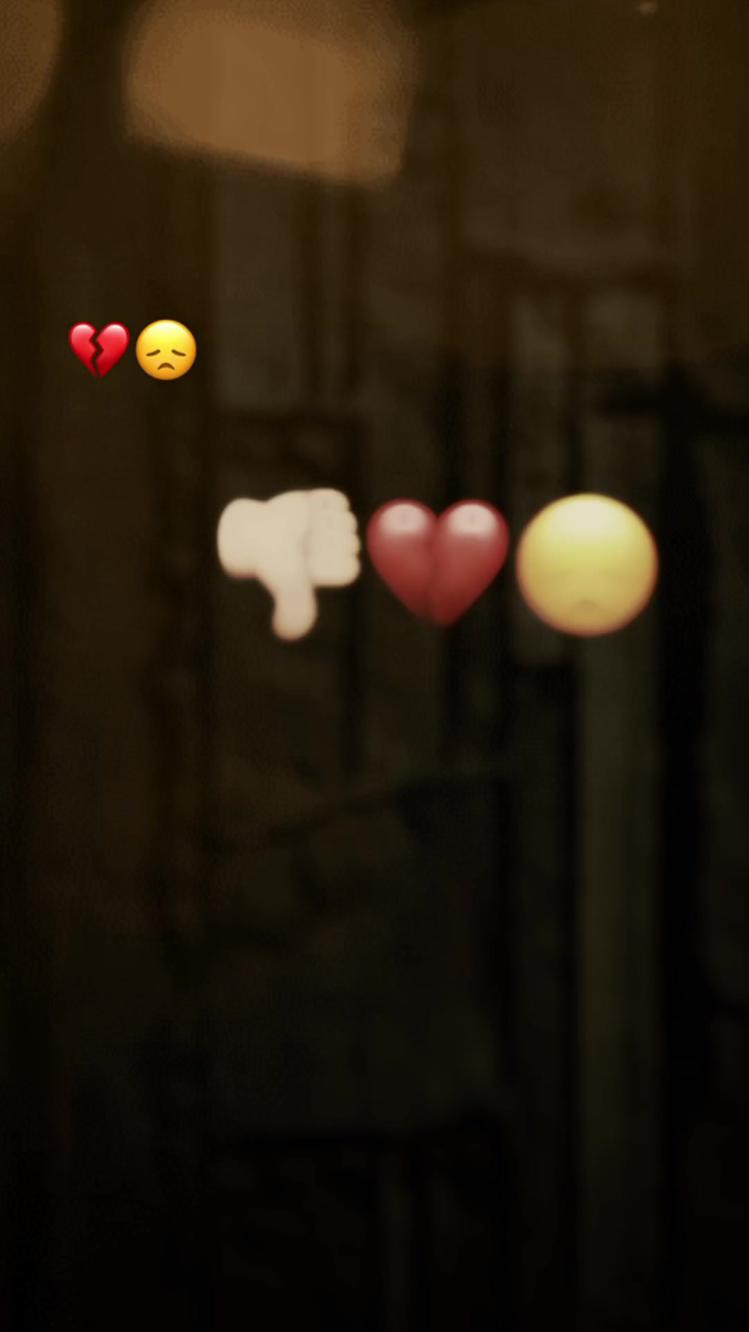 @๐๐๐๐๐
-๐๐๐คด๐ผ๐ฆ