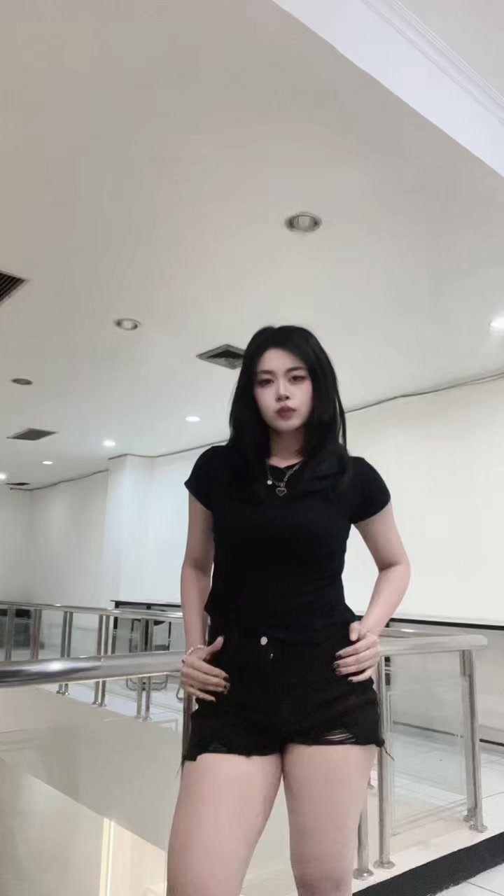 @cherilmoon