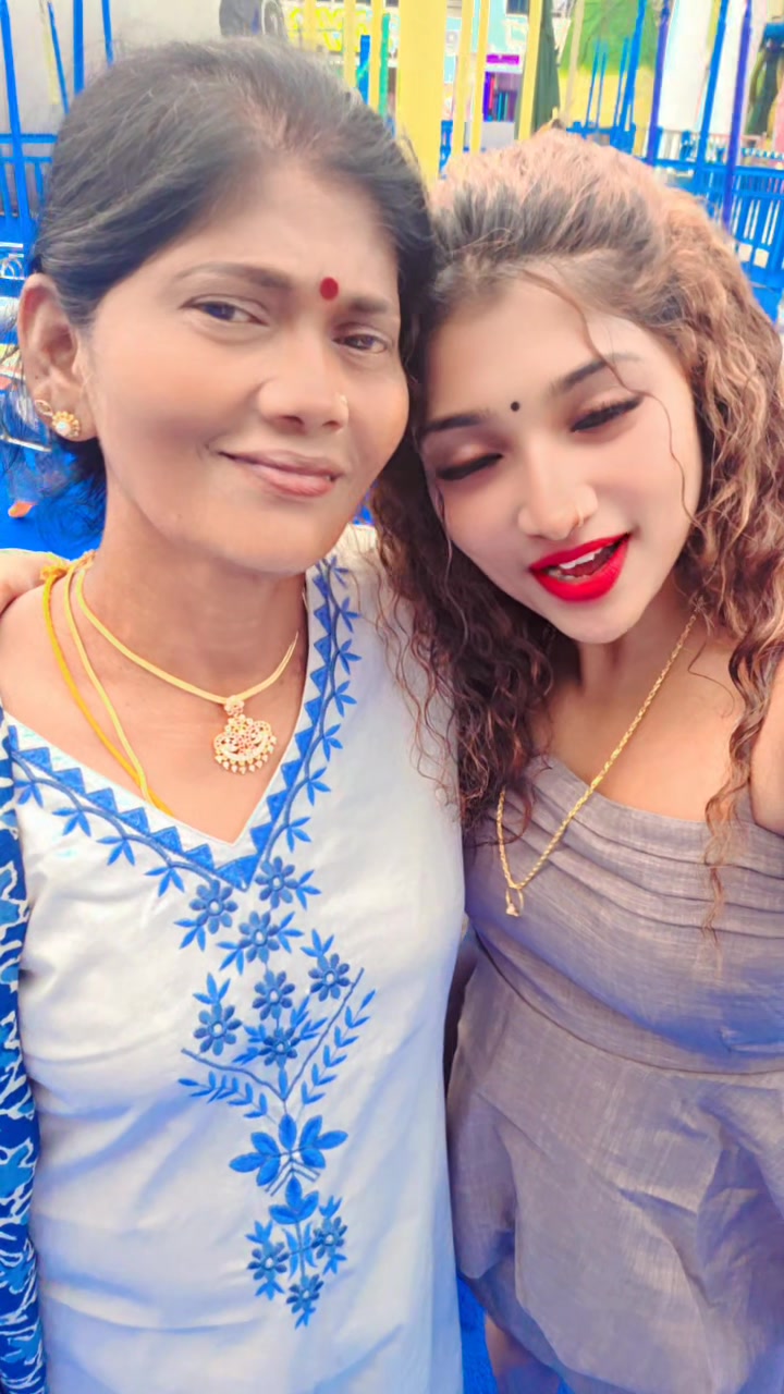 @Marykavitha_28 &hearts;️🖤