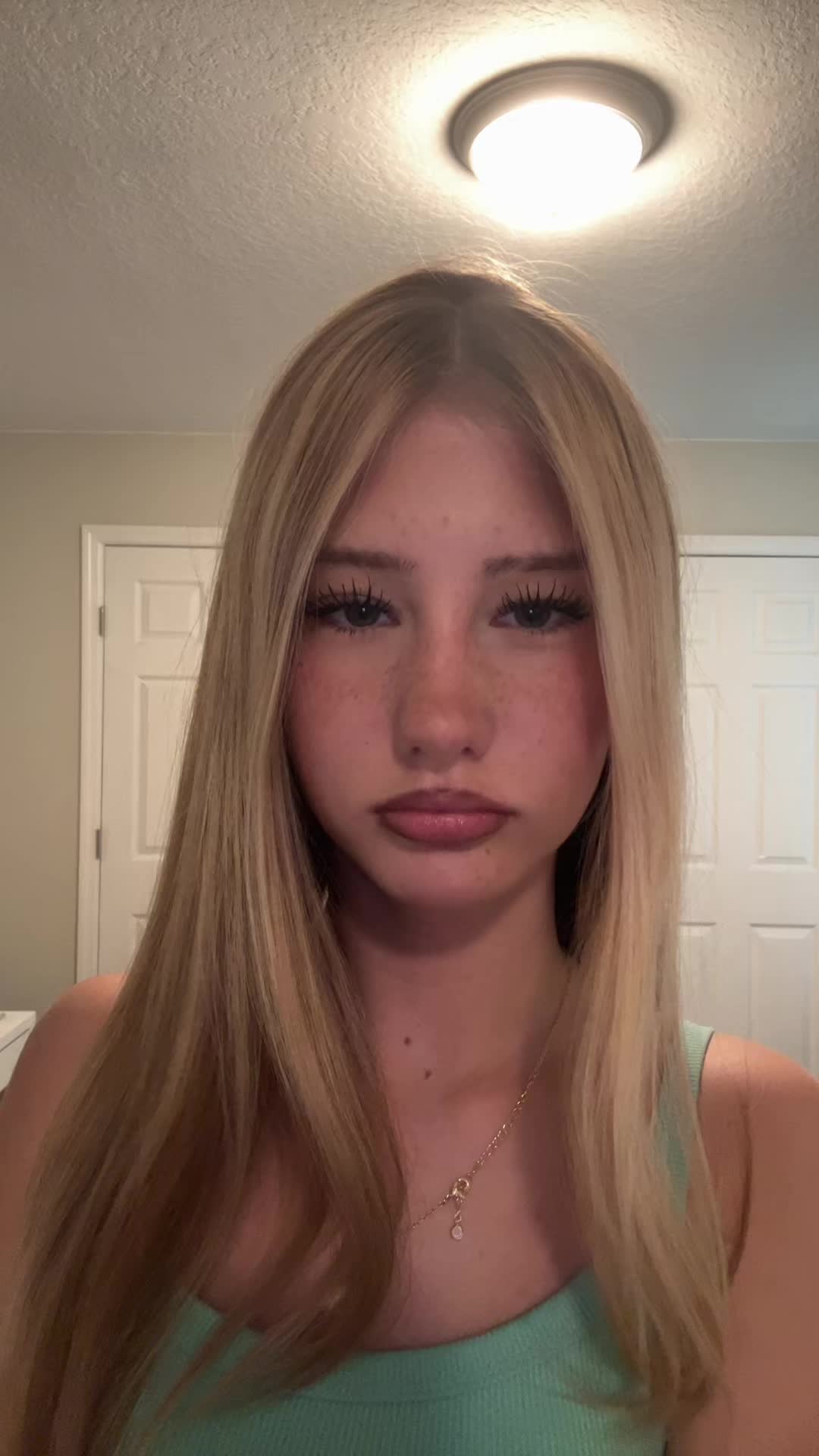 @isabella dimov