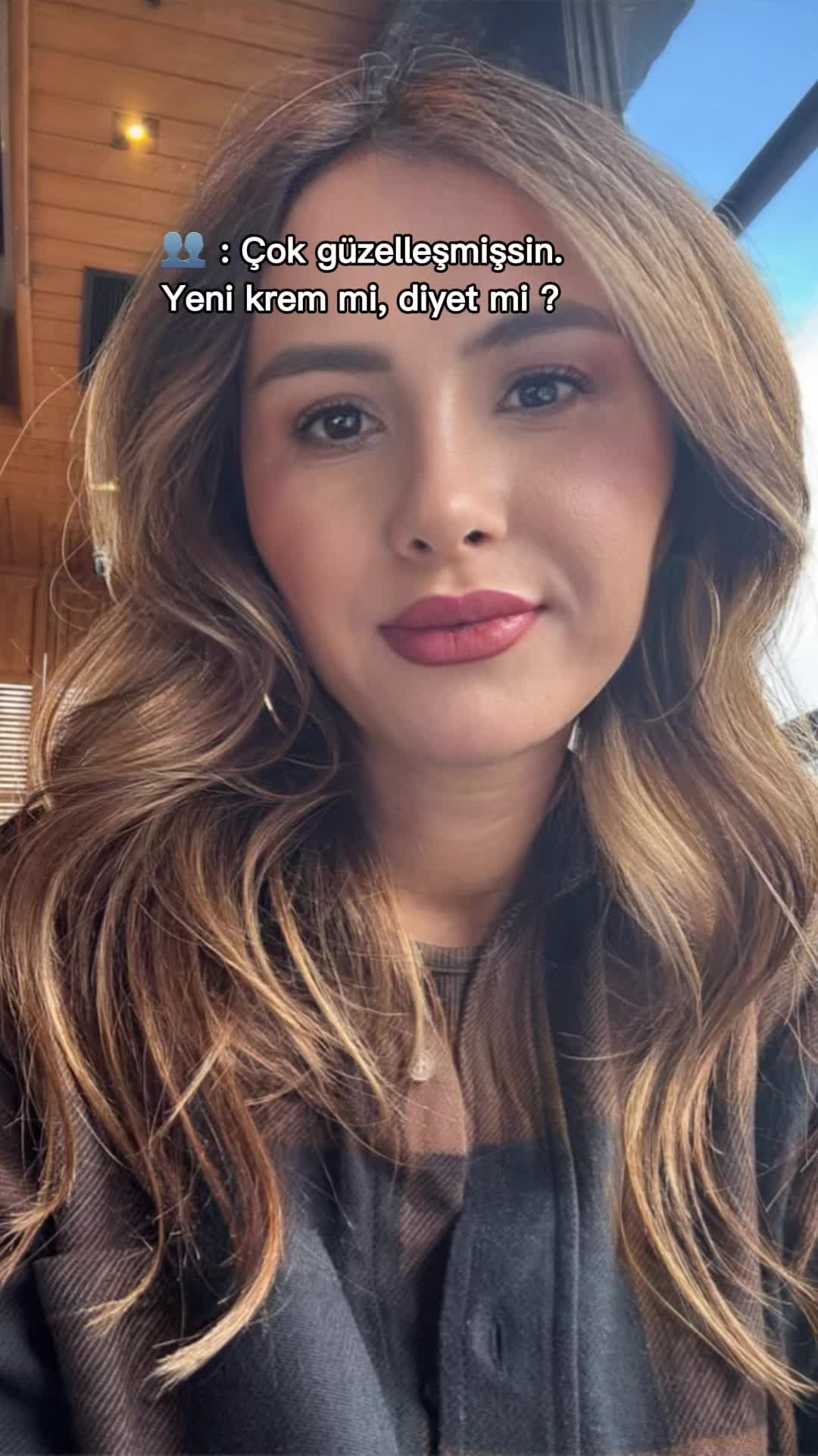 @&Ouml;zge Akca