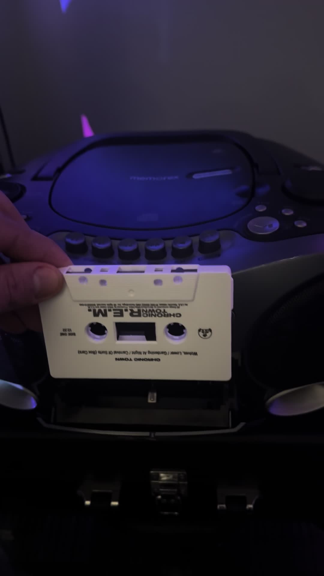 @Oscuro Futuro
