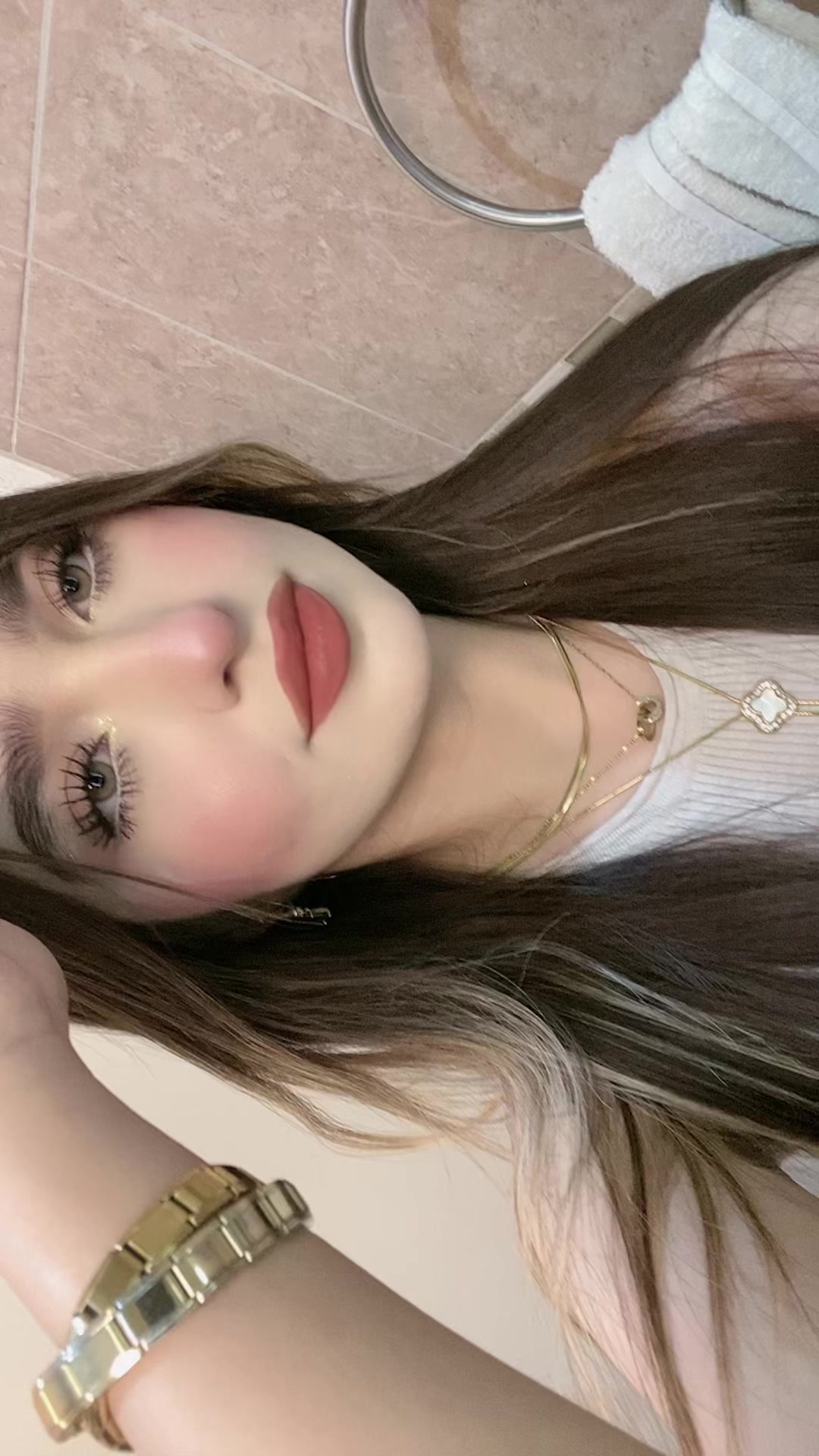 @g u t y ✰