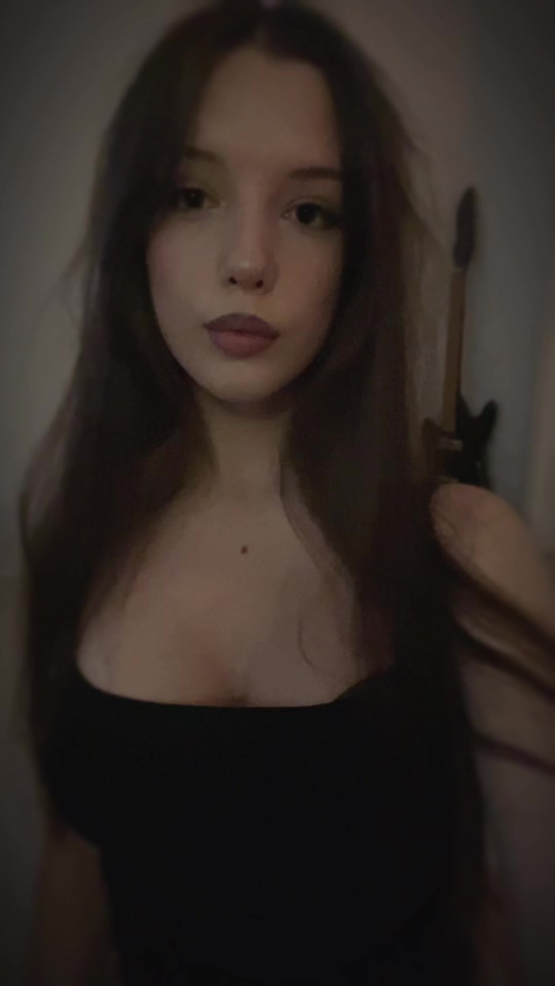 @LonelyCryGirl