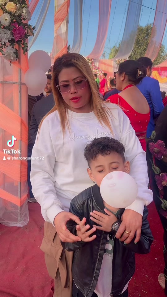 @sharon नन्दनि गुरुङ💝